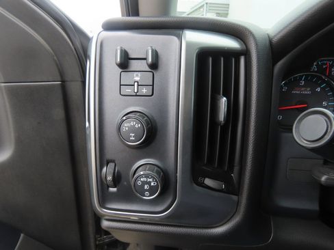 Used 2017 Chevrolet Silverado 1500 LT w/ All Star Edition AWD/4WD image 26
