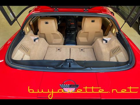 Used 1991 Chevrolet Corvette Coupe image 24