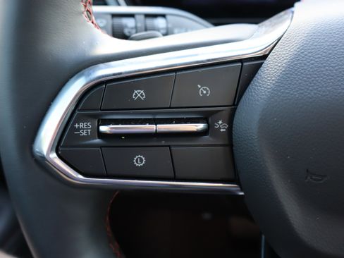 Used 2025 Chevrolet Suburban RST w/ Comfort Package image 22