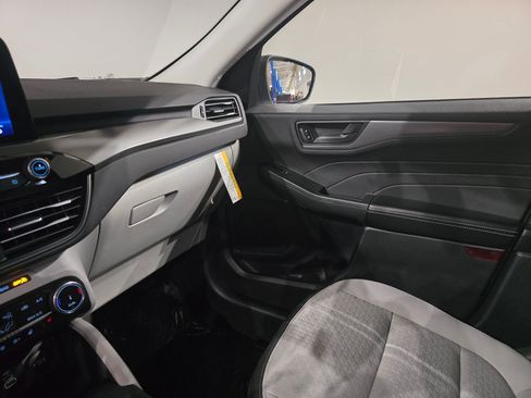 New 2026 Ford Escape Active image 28