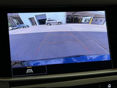 Used 2023 Cadillac XT5 Premium Luxury FWD image 7