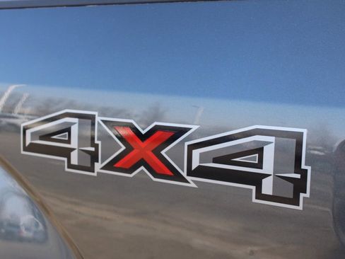 Used 2018 Ford F150 XLT w/ Equipment Group 302A Luxury image 11