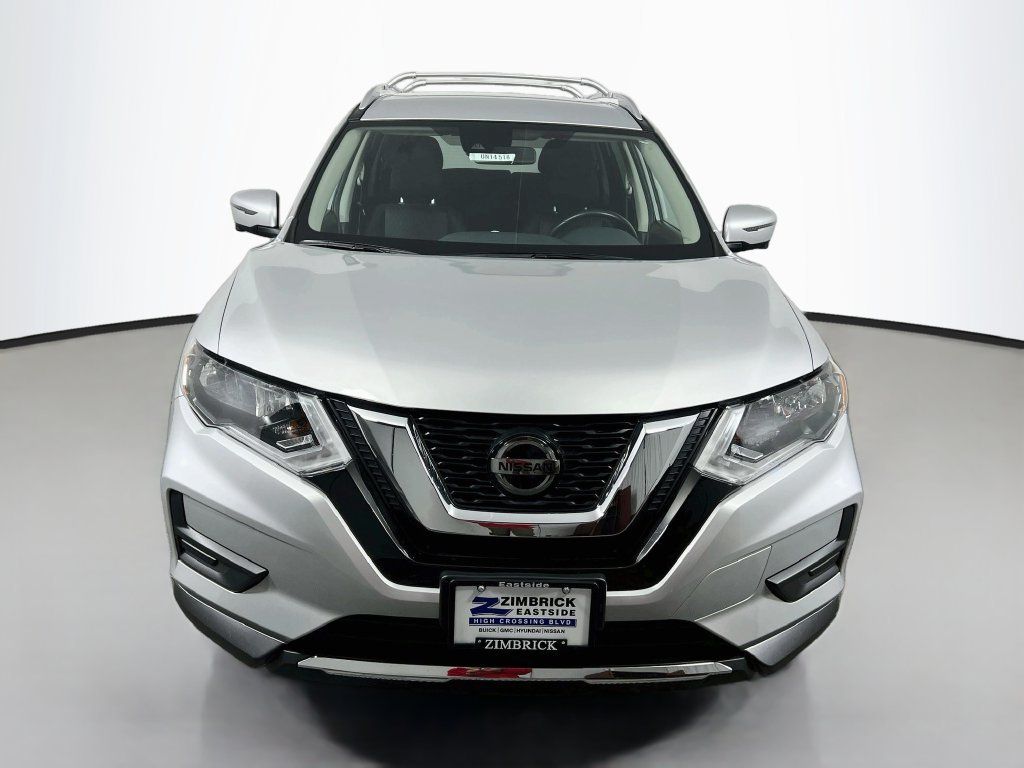 Used 2019 Nissan Rogue SV w/ Premium Package AWD/4WD image 2