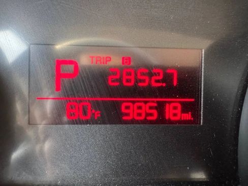 Used 2018 Kia Sedona LX FWD image 22