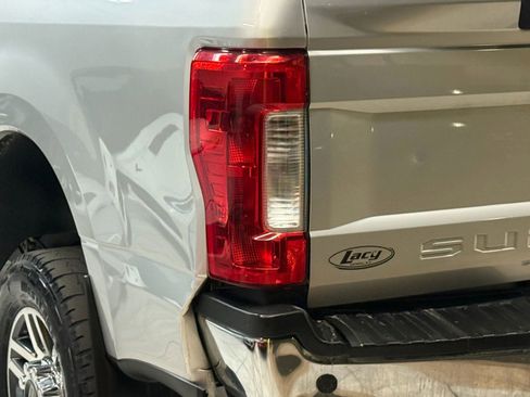 Used 2019 Ford F250 Lariat w/ Lariat Value Package image 12