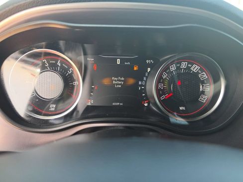 Used 2022 Dodge Challenger GT AWD/4WD image 2