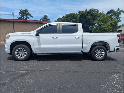 Used 2023 Chevrolet Silverado 1500 RST AWD/4WD image 6