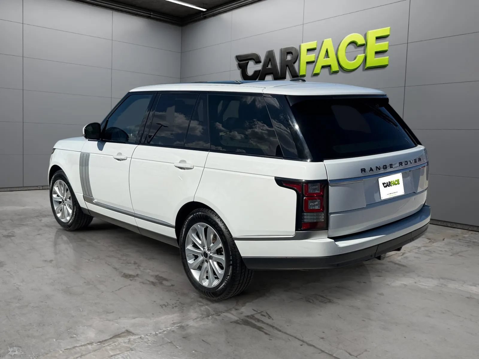 Used 2013 Land Rover Range Rover HSE AWD/4WD image 8
