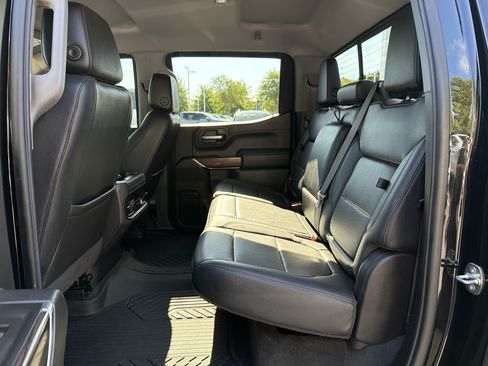 Used 2021 Chevrolet Silverado 1500 LT Trail Boss w/ Convenience Package II AWD/4WD image 32