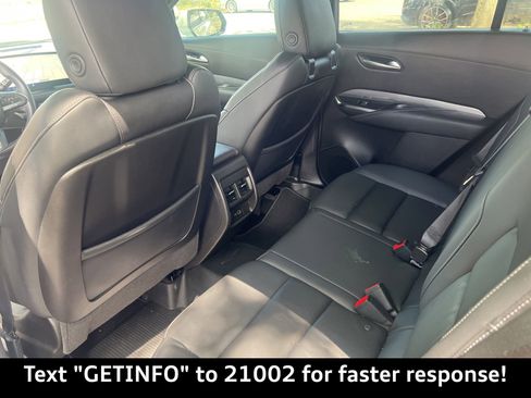 Used 2025 Cadillac XT4 Premium Luxury image 10