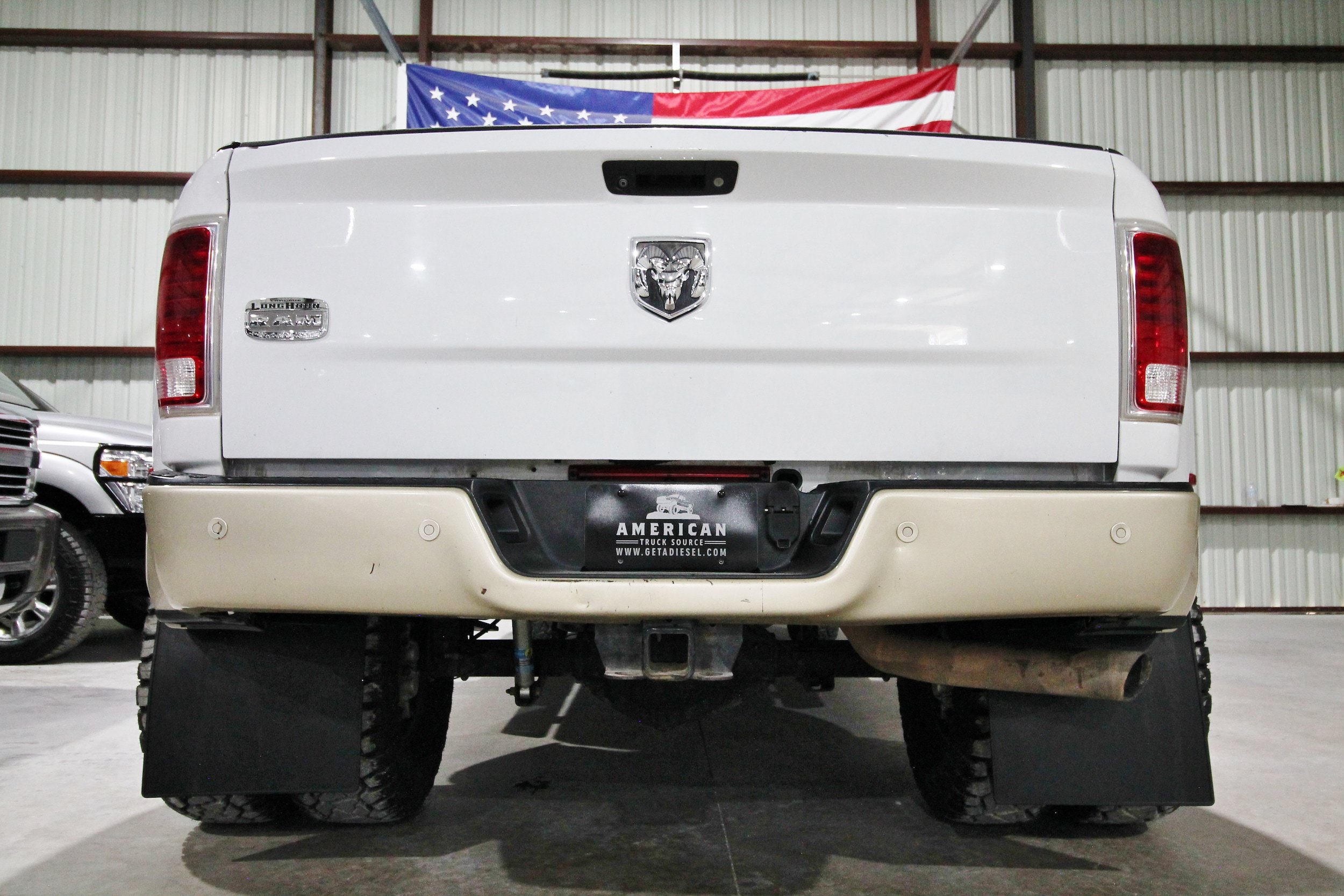Used 2016 RAM 3500 Laramie Longhorn AWD/4WD image 9