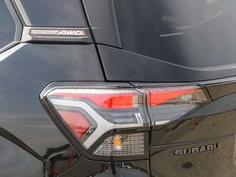 Used 2025 Subaru Forester Sport image 11