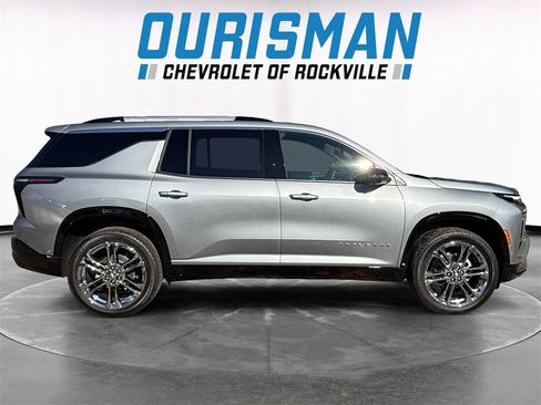 New 2026 Chevrolet Traverse High Country image 7