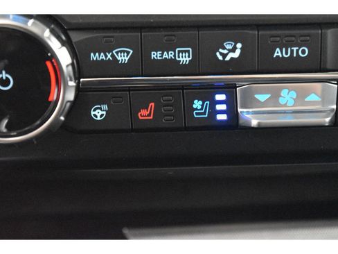 New 2025 Ford F350 Platinum image 25