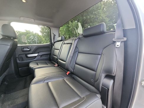 Used 2018 Chevrolet Silverado 1500 LT w/ All Star Edition AWD/4WD image 19