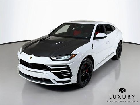 Used 2020 Lamborghini Urus AWD/4WD image 4