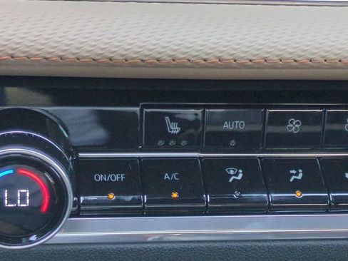New 2026 Chevrolet Equinox ACTIV FWD image 22