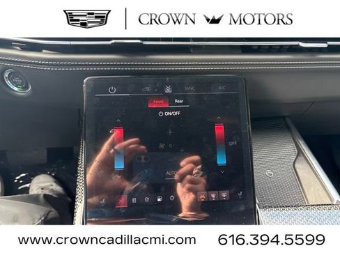 New 2026 Cadillac Escalade V w/ LPO, ONYX Package AWD/4WD image 20