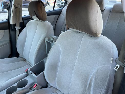 Used 2010 Kia Optima LX w/ Convenience Pkg image 8