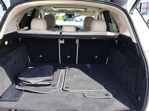 Used 2025 Mercedes-Benz GLE 450e 4MATIC image 22