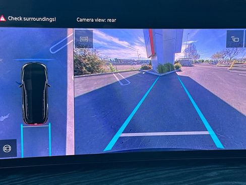 Used 2025 Audi Q5 Premium Plus w/ Premium Plus image 27