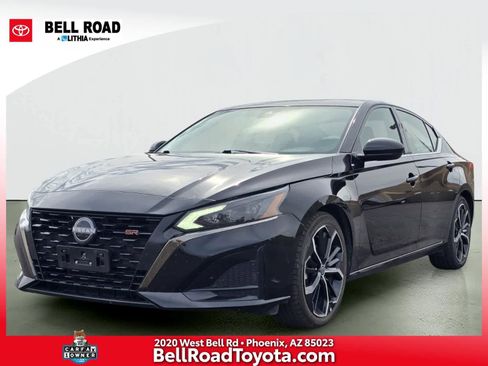 Used 2024 Nissan Altima 2.5 SR FWD image 1