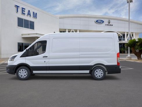 New 2025 Ford E-Transit 148 Medium Roof image 3