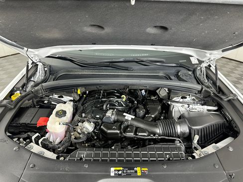 Used 2023 Jeep Grand Cherokee Altitude image 33