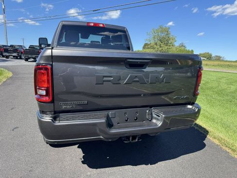 Used 2025 RAM 2500 Big Horn AWD/4WD image 7