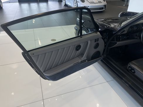 Used 1992 Porsche 911 Carrera image 26