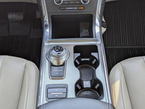 Used 2022 Ford Edge Titanium image 21