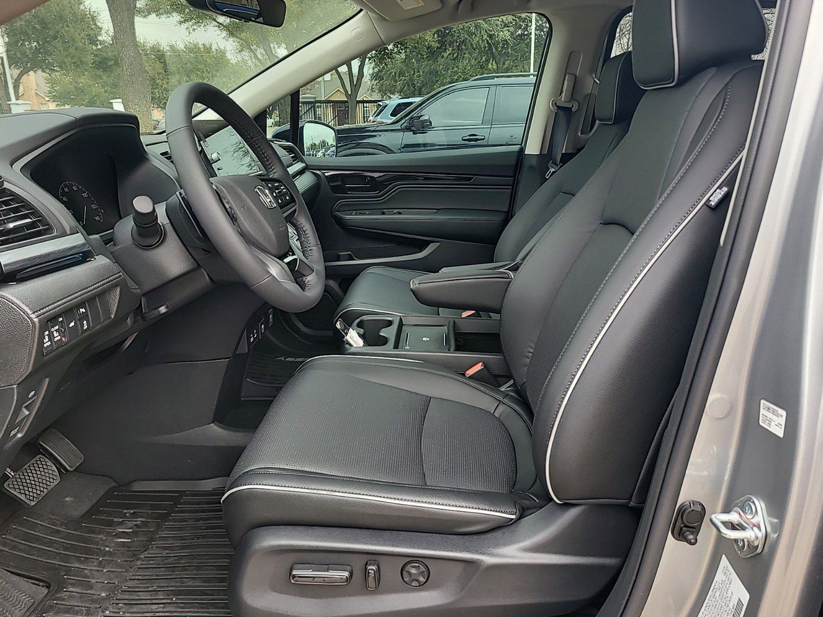 New 2027 Honda Odyssey Elite image 15