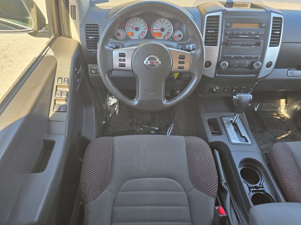 Used 2011 Nissan Frontier PRO-4X AWD/4WD image 28