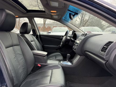 Used 2010 Nissan Altima 2.5 SL w/ SL Pkg image 14