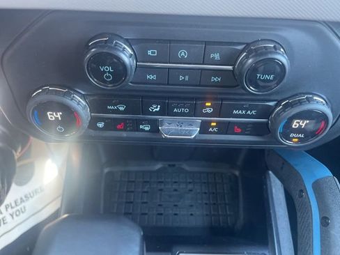 Used 2024 Ford Bronco Wildtrak image 27