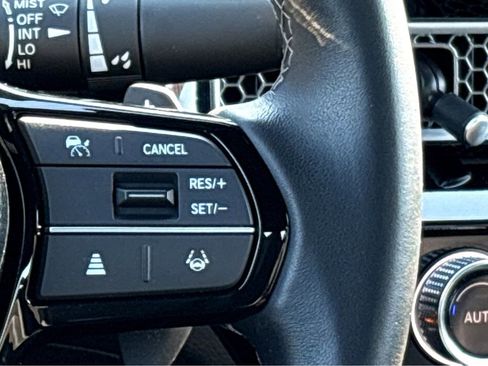Used 2025 Honda Civic Sport image 15