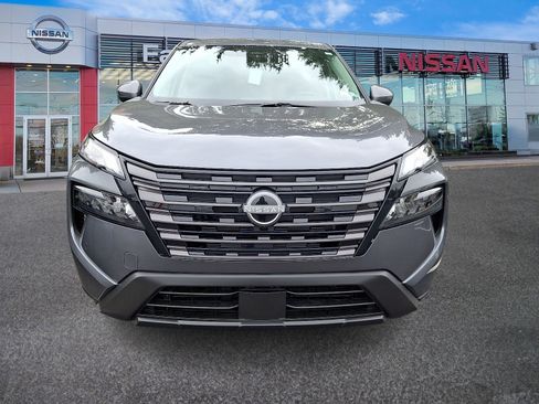 New 2026 Nissan Rogue SV AWD/4WD image 2