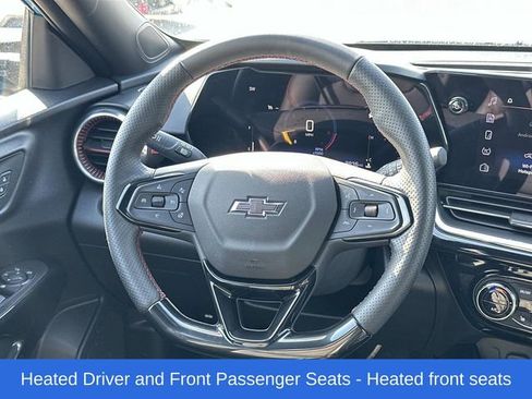 Used 2025 Chevrolet Trax RS image 9