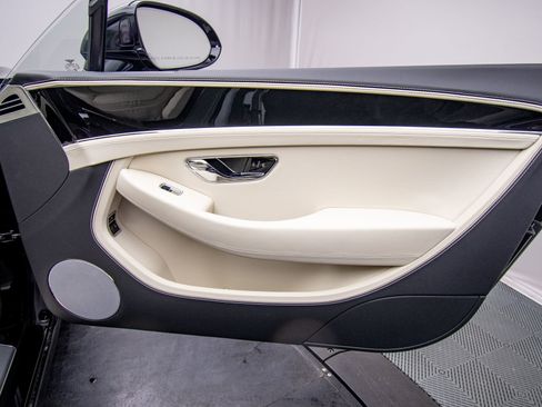 New 2026 Bentley Continental GT image 31