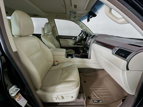 Used 2014 Lexus GX 460 Luxury image 33