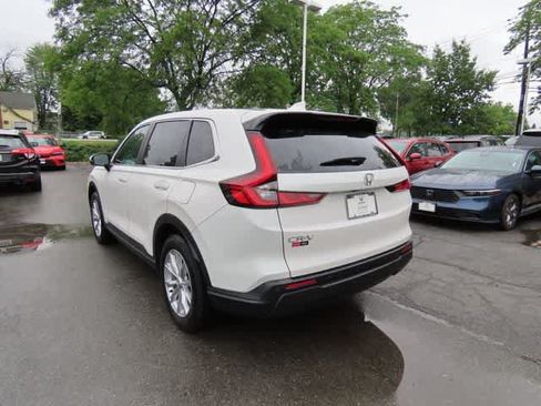 Used 2024 Honda CR-V EX-L image 4