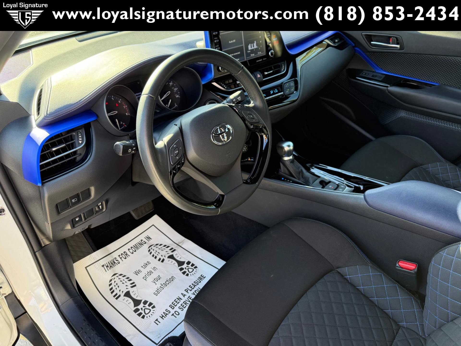 Used 2020 Toyota C-HR XLE FWD image 16