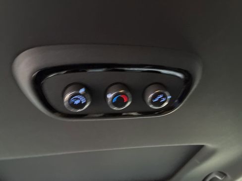 Used 2024 Dodge Durango GT image 19