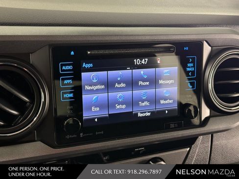 Used 2018 Toyota Tacoma TRD Sport w/ Technology Package AWD/4WD image 30
