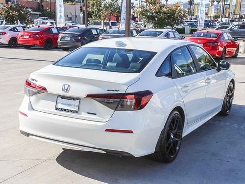 Used 2026 Honda Civic Sport Touring image 5
