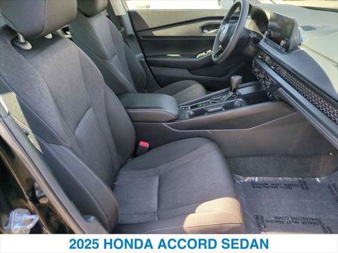 Used 2025 Honda Accord SE image 25