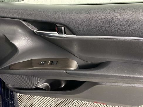 Used 2021 Toyota Camry LE FWD image 24