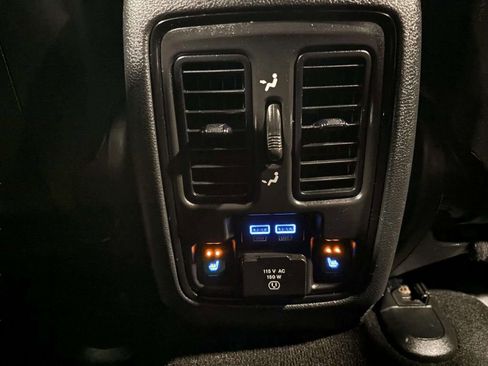 Used 2022 Dodge Durango R/T w/ Blacktop Package image 33