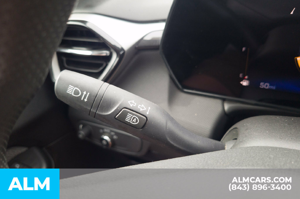 Used 2025 Chevrolet TrailBlazer LT FWD image 26
