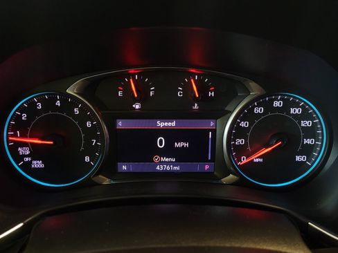 Used 2019 Chevrolet Equinox LT w/ Sun & Navigation Package FWD image 23
